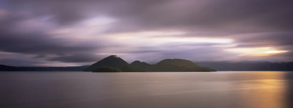 Icon: Lake Toya, Hokkaido - Frank Chan