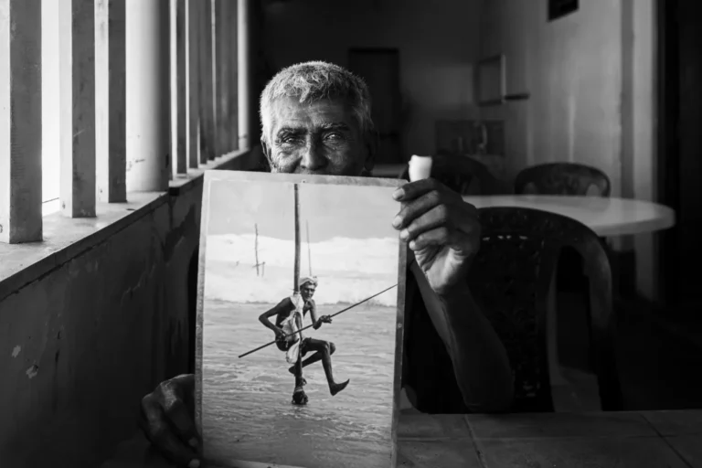 Holding Yesterday - Timon Halbach